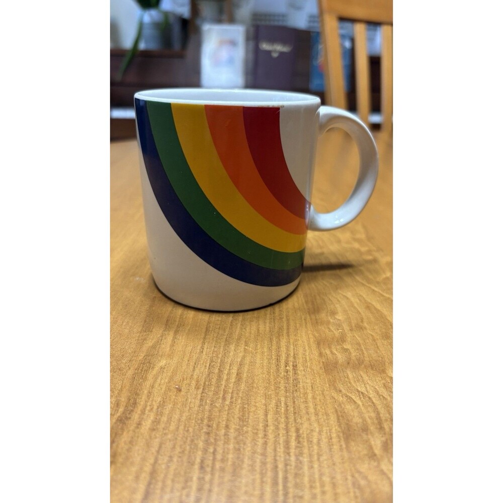 Vintage 1984 Rainbow Mug Ceramic FTDA  Collectible Coffee Tea Cup Gift 12‎ Oz - Picture 2 of 9